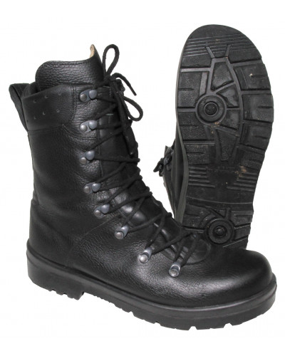 8 Stk. BW Kampfstiefel, gebr.,gefüttert