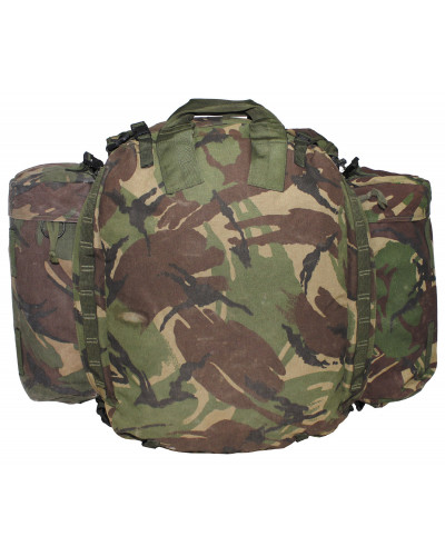 Brit. Rucksack, "Other Arms",Seitentaschen, DPM tarn, gebr.