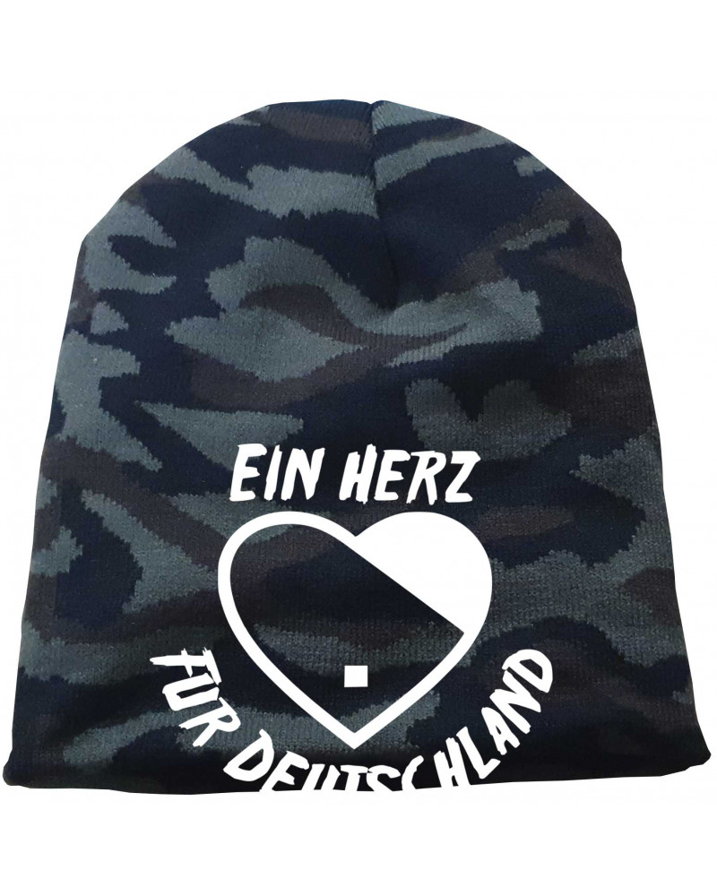 Bestickter Beanie "Camo" (Ein Herz für Deutschland)