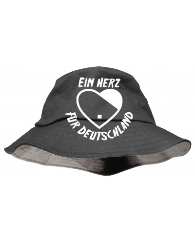 Bestickter Premium Anglerhut (Ein Herz für Deutschland)