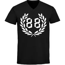 Herren V-Ausschnitt T-Shirt - 88, kranz - gewählte Variante