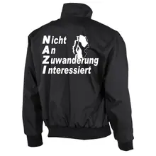 Bestickte Harrington Jacke, Schwarz - Nicht an Zuwanderung interessiert, Fahne Rückseite