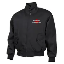 Bestickte Harrington Jacke, Schwarz - Deutsch sein, heißt treu sein - gewählte Variante