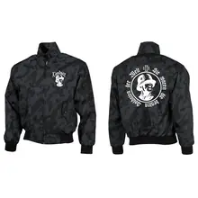 Bestickte Harrington Jacke, Camo - Sie waren die besten Soldaten der Welt Vorder- und Rückseite