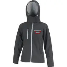 Bestickte Damen Softshell Kapuzenjacke - Überwachungsstaat abschaffen - gewählte Variante
