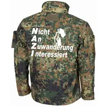 Bestickte Fleecejacke "Combat", flecktarn - Nicht an Zuwanderung interessiert, Fahne Rückseite