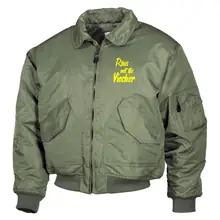 Bestickte Herren CWU Jacke, Oliv - Raus mit die Viecher Vorderseite