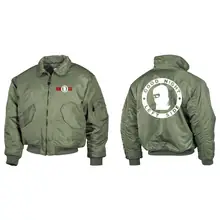 Bestickte Herren CWU Jacke, Oliv - Good night left side Vorder- und Rückseite
