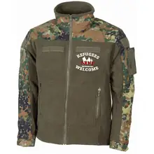 Bestickte Fleecejacke "Combat", flecktarn - Refugees not welcome Vorderseite