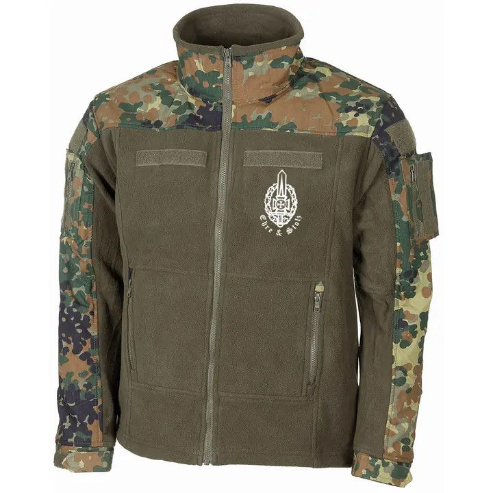 Bestickte Fleecejacke "Combat", flecktarn - Ehre & Stolz