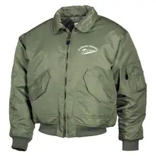 Bestickte Herren CWU Jacke, Oliv - Rückreisemanager - gewählte Variante