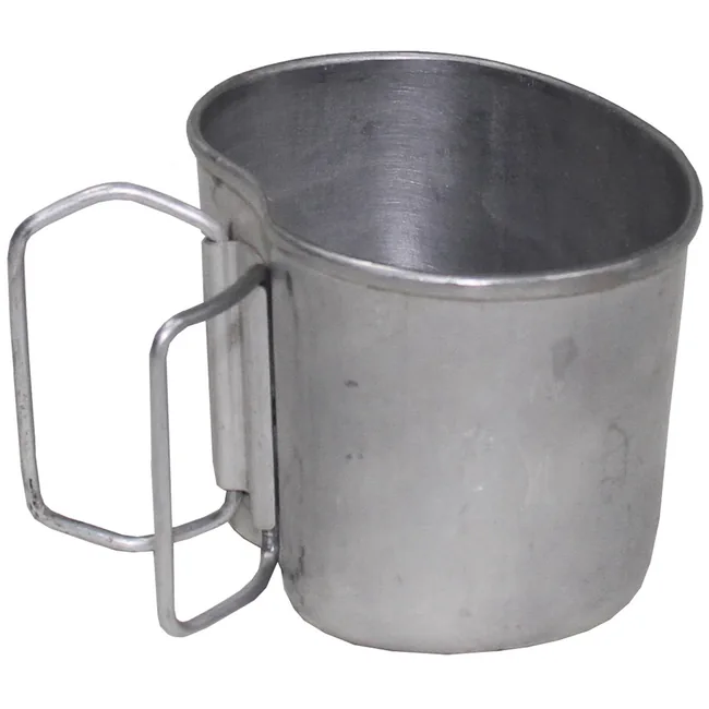 Österr. Trinkbecher, Alu, zur Feldflasche, gebr.