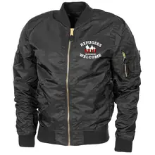 Bestickte MA1 Bomberjacke "Leichtversion" Schwarz - Refugees not welcome - gewählte Variante