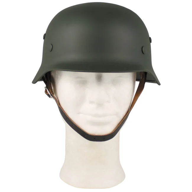 Stahlhelm WW II, oliv, mit Leder-Innenteil