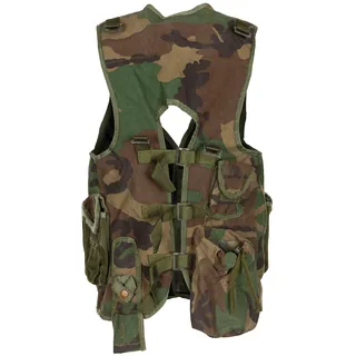 Türk. Tactical Weste, woodland, gebr.