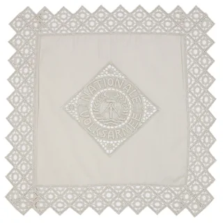 NVA Reservistendeckchen, beige, 29 x 29 cm, neuw.