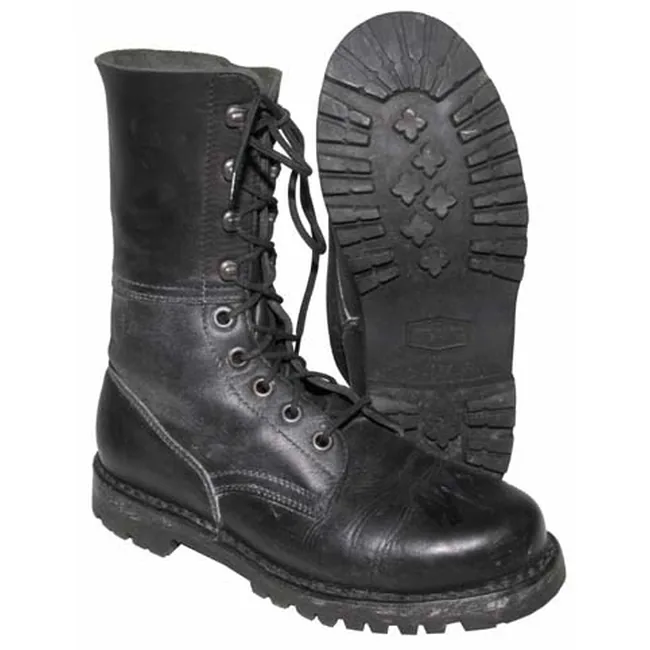 Österr. Kampfstiefel, gebr., ungefüttert
