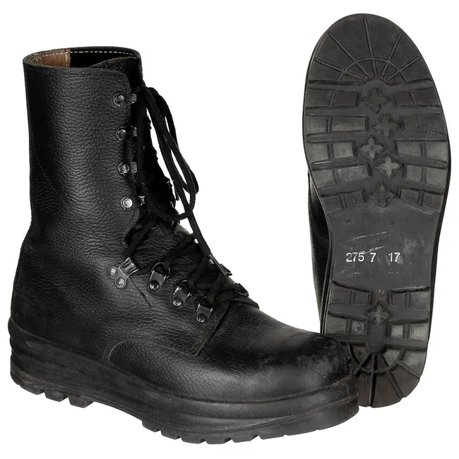 Schweiz. Kampfstiefel, M 95, gebr.
