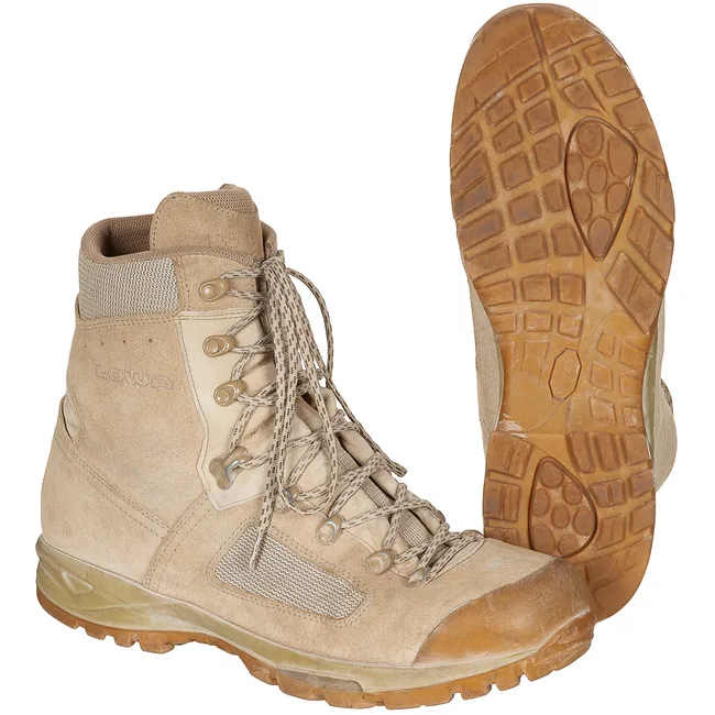 Brit. Combat Stiefel, "LOWA", khaki, gebr.