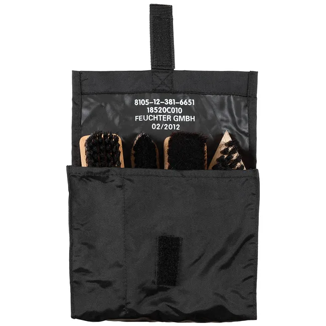 BW Schuhputzbeutel, schwarz, mit 4 Bürsten, gebr.