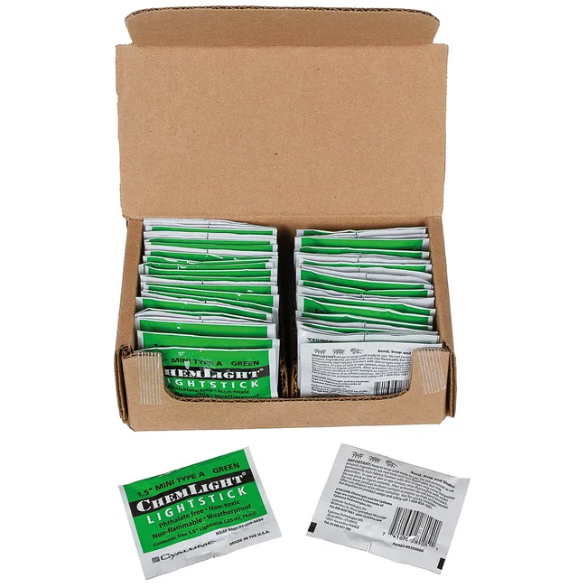 US Knicklicht, "Cyalume", 50 St./Pack, grün, überlagert