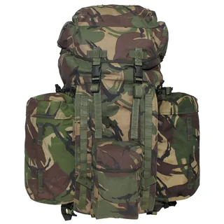 Brit. Rucksack, "PLCE SHORT", Seitentaschen, DPM tarn, gebr.