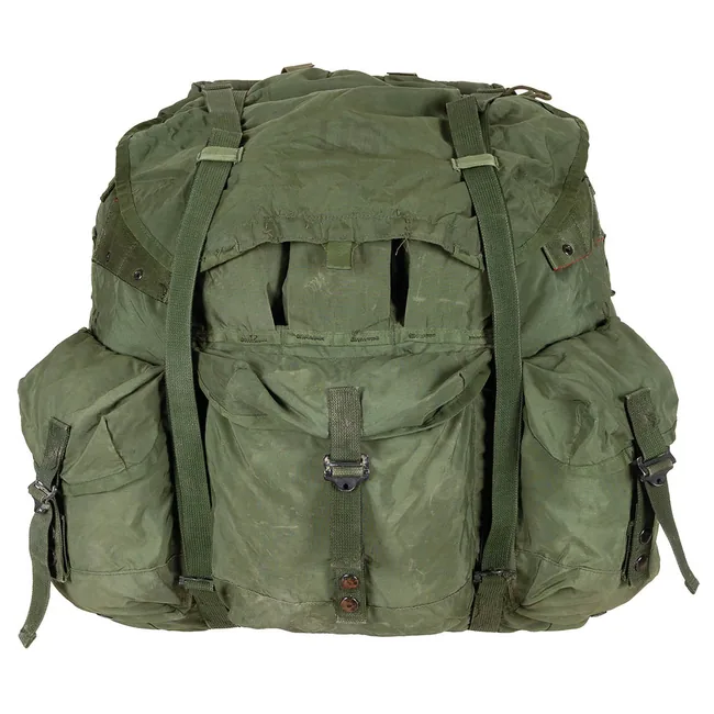 US Rucksack, Alice Pack, oliv, LARGE, Metallgest., gebr.