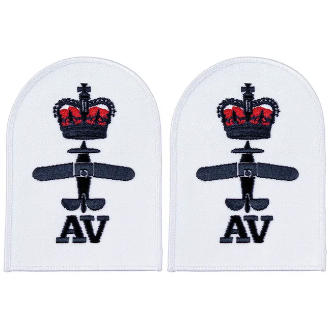 Brit. Stickabzeichen, weiß, "ROYAL NAVY, AV", neuw.