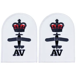 Brit. Stickabzeichen, weiß, "ROYAL NAVY, AV", neuw.
