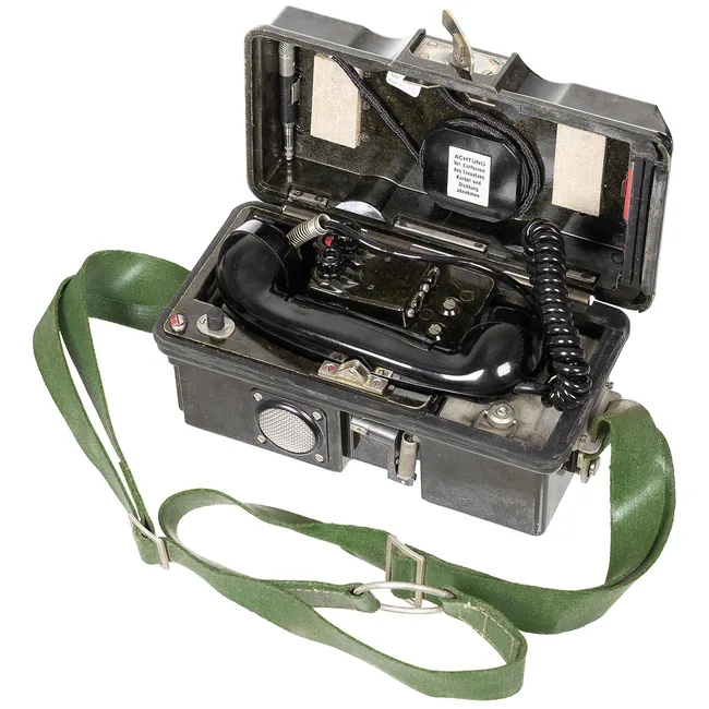 NVA Feldtelefon, neuw., mit Zubehör, im Koffer