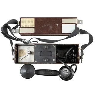 Finn. Feldtelefon, "Ericsson", gebr., TOP ZUSTAND