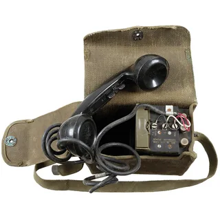US Feldtelefon, EE-8, mit Canvastasche, gebr.